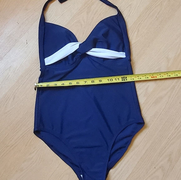 Merona woman's one piece swimsuit, size S/P - Picture 5 of 7